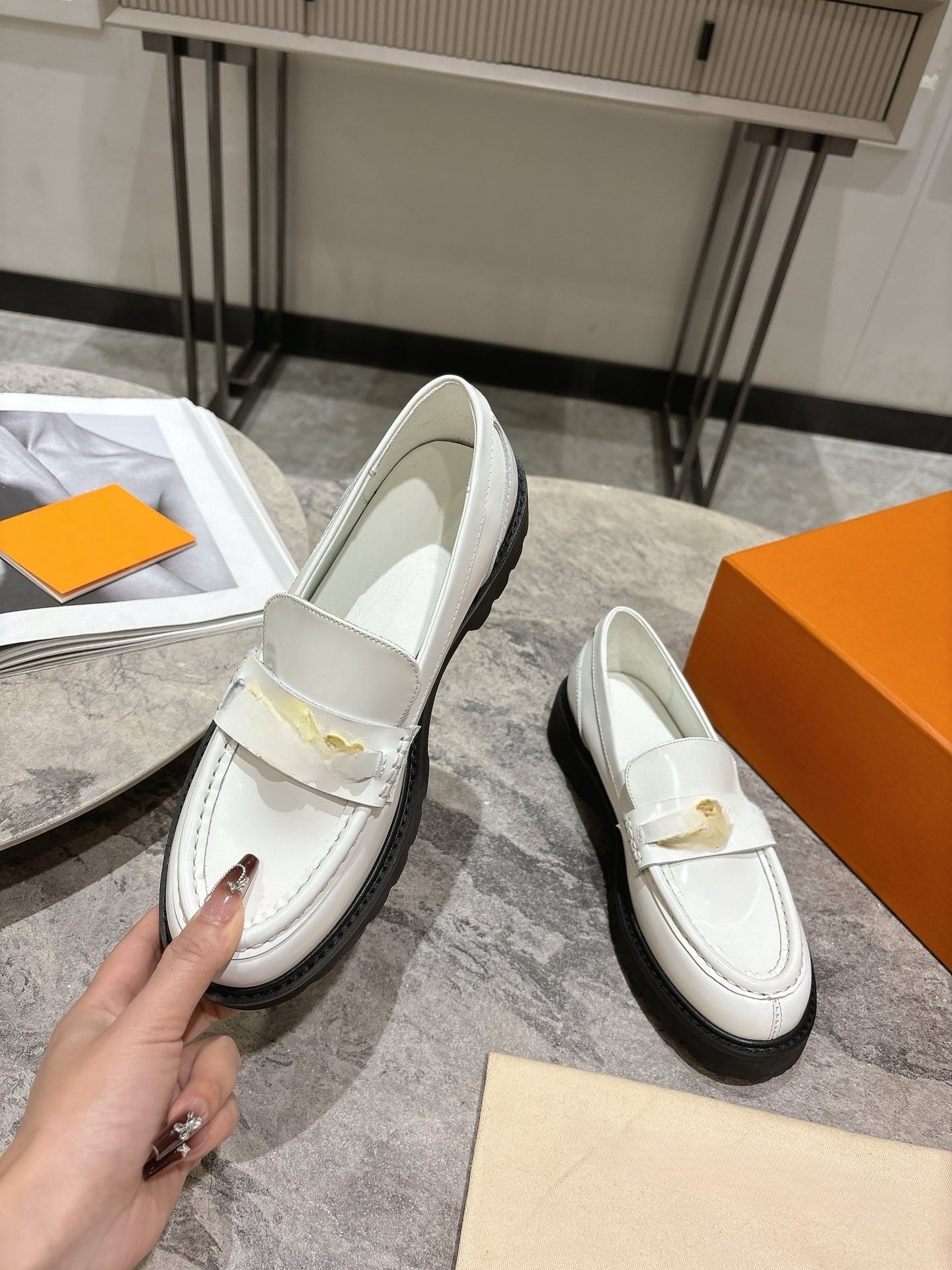 S-QFZ3250   Hot sale women's leather shoes   -TLDD