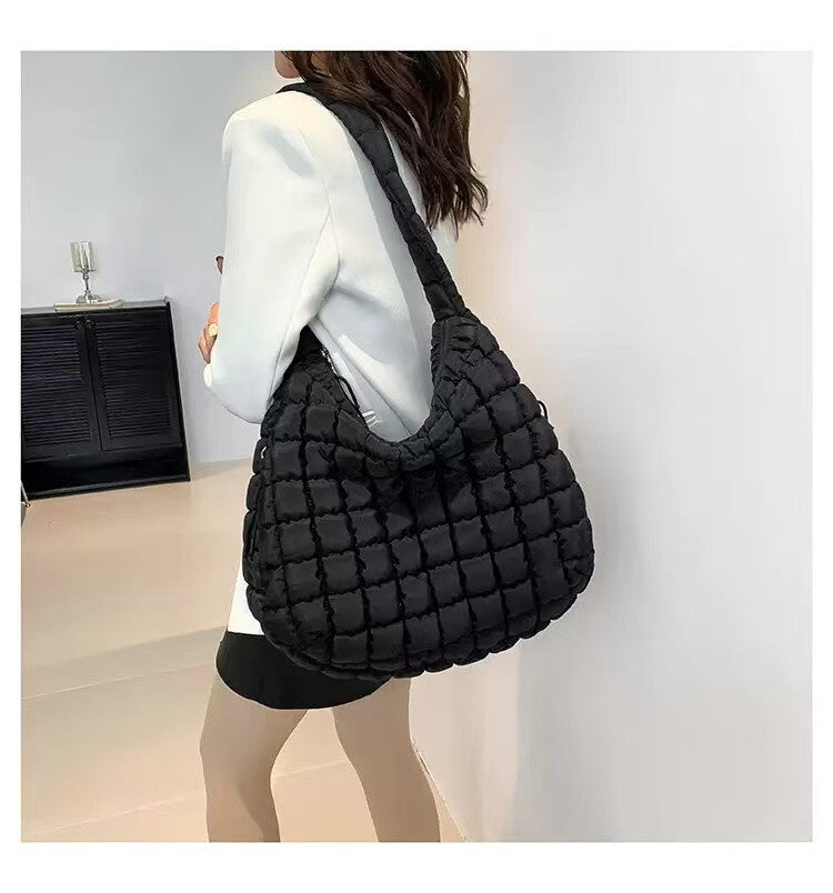 S-QFZ3621   Hot-selling handbags   GYBB