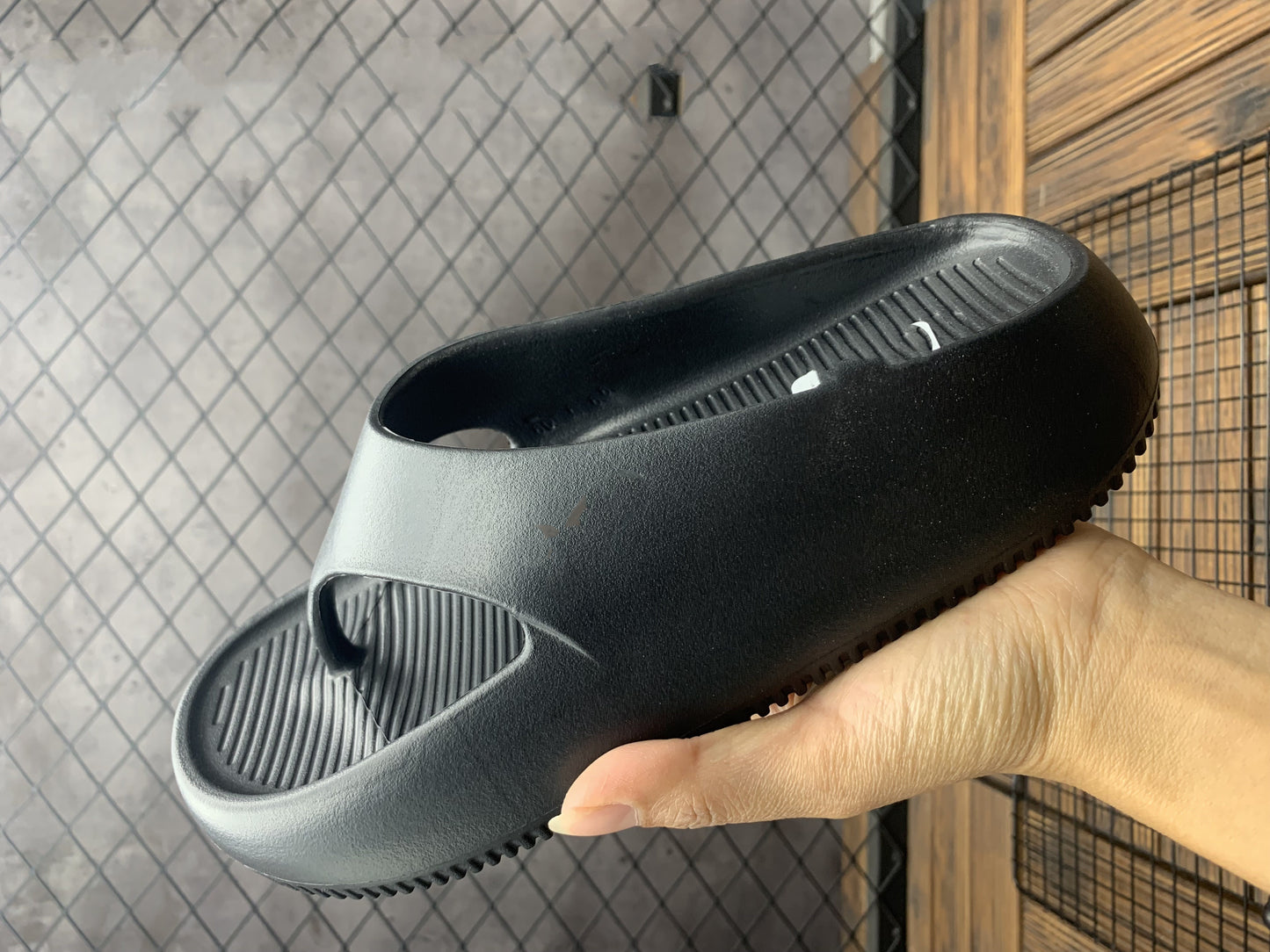 S-QFZ3160   Hot Flip Flops    -PTX