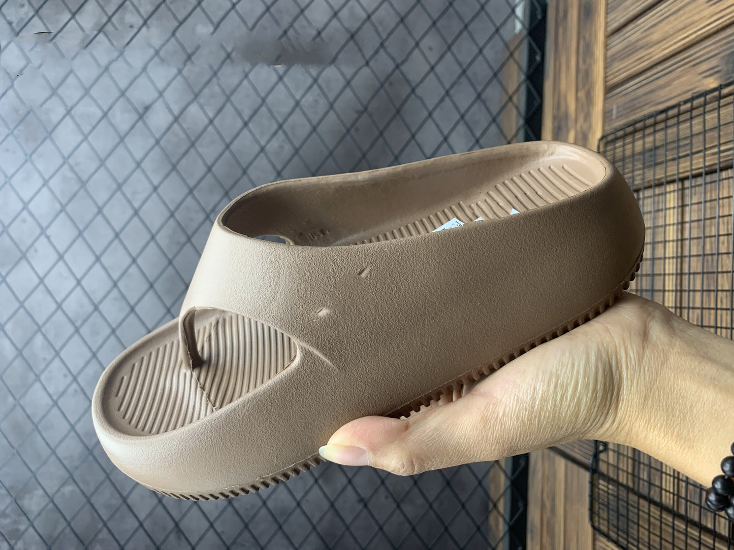 S-QFZ3160   Hot Flip Flops    -PTX