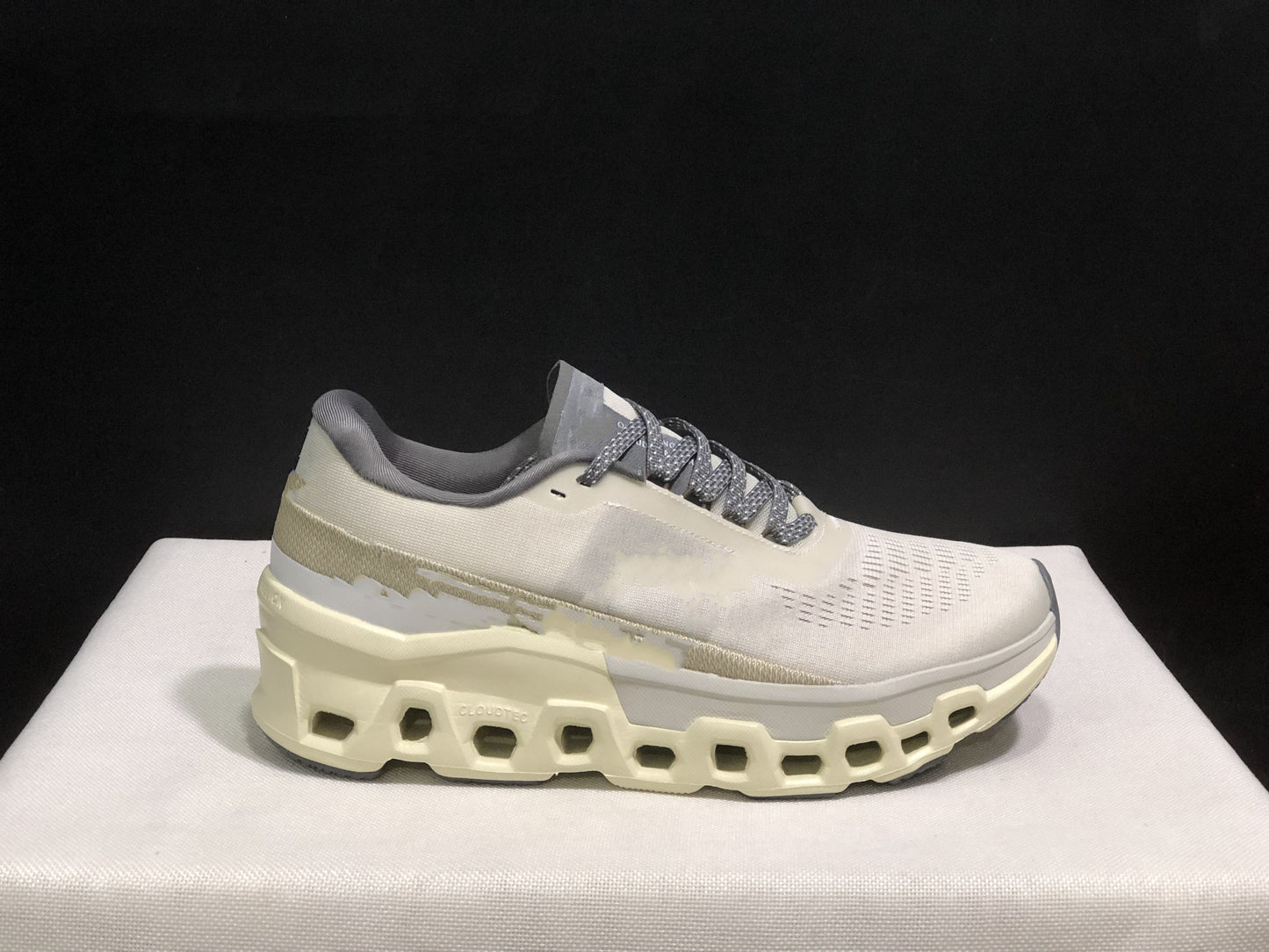 S-QFZ3165    Hot-selling sneakers   -PTX