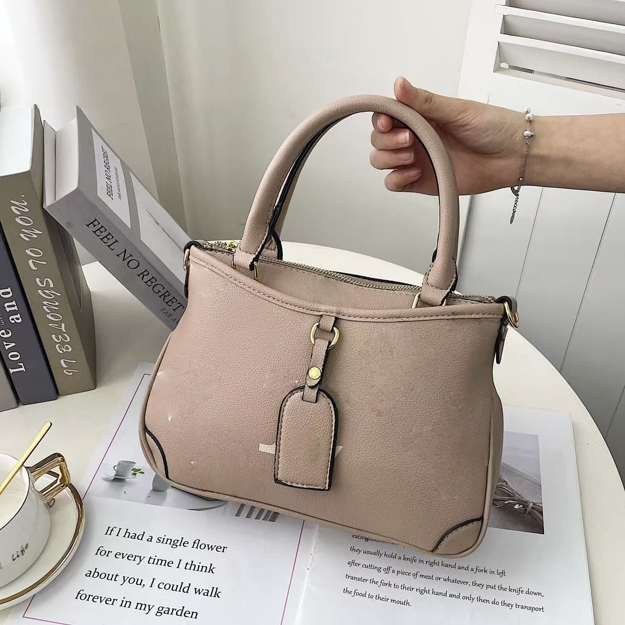 S-QF3350    Hot-selling handbags   -ZSBB