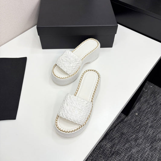 S-QFZ2811   Hot sale women's slippers    -TLDD